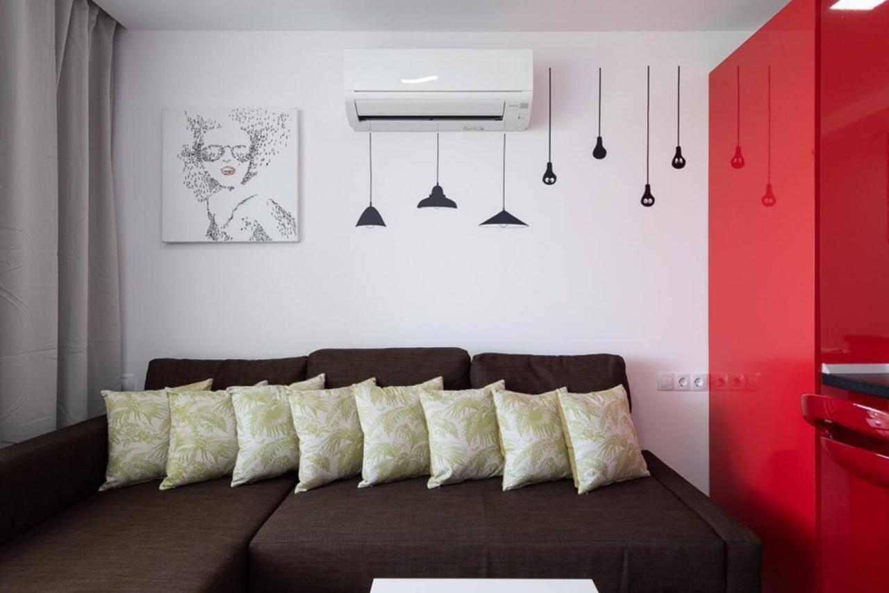 4 Minutes Walk From Yumbo Apartment Maspalomas  Ngoại thất bức ảnh